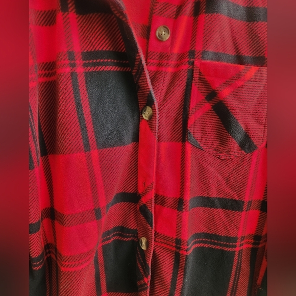 Maurices- Buffalo Plaid Fleece Button Up - Picture 4 of 8